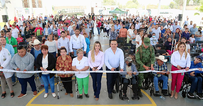 Atiende la Feria de la Salud a familias de Villa de Reyes